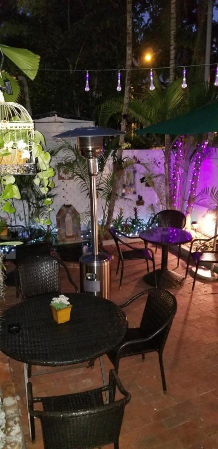 Bed and Breakfast The Artist House Cayo Hueso Exterior foto